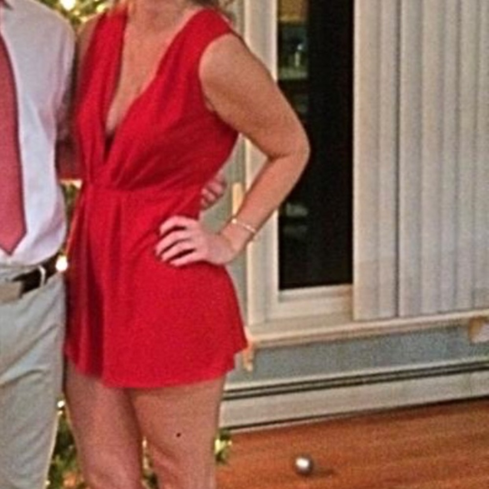 Red romper - Picture 3 of 3
